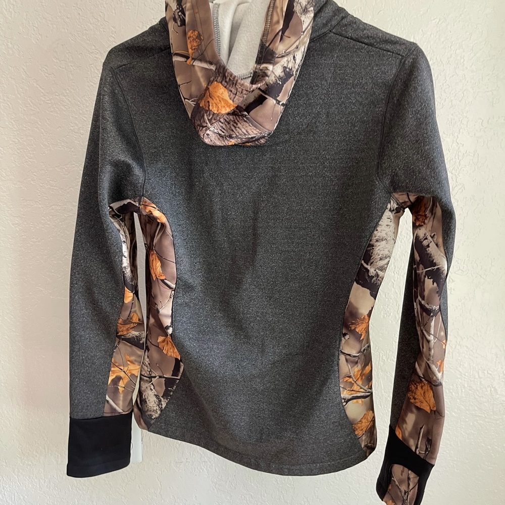 Women’s Legendary Whitetails Hoodie